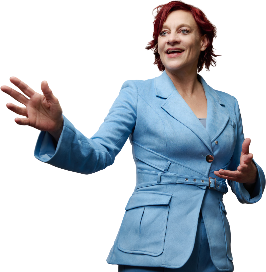 Claudia Masüger, arms open